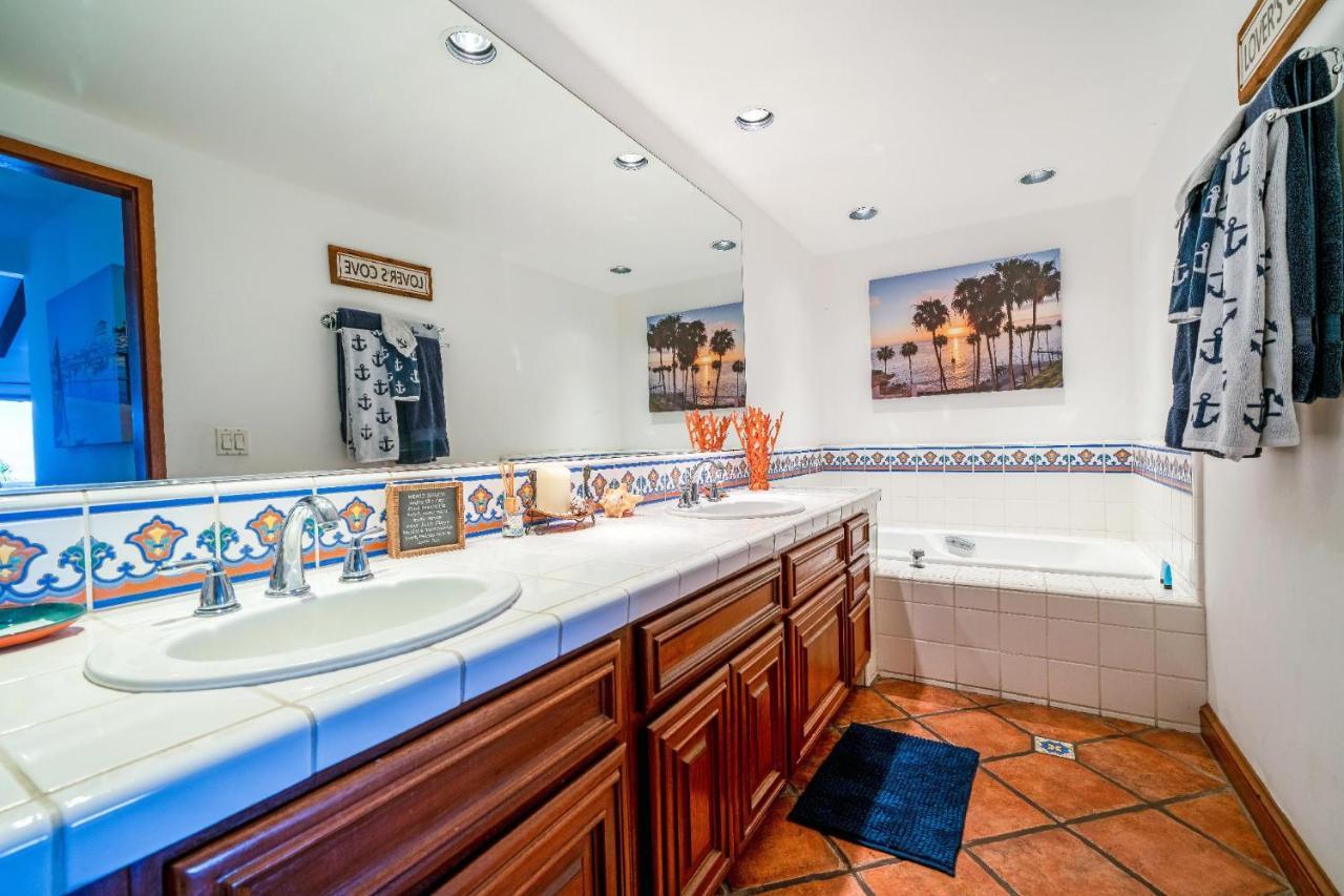 Gorgeous Oceanfront Villa With Panoramic Views Avalon Exterior foto
